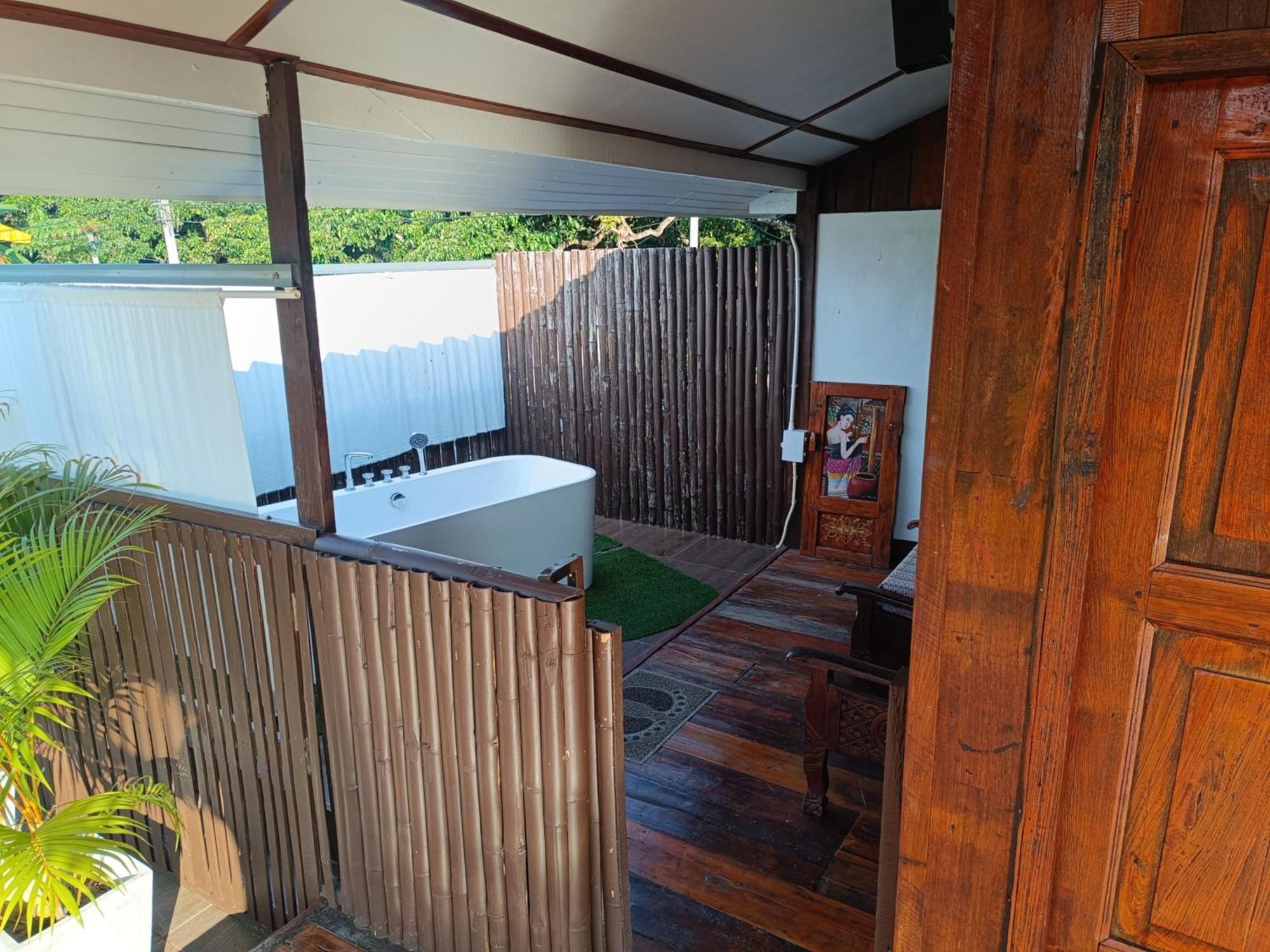 צ'ום טונג ม่วนใจ๋ปันสุข โฮมสเตย์แอนคาเฟ่ Muanjai Punsuk Homestay And Cafe מראה חיצוני תמונה