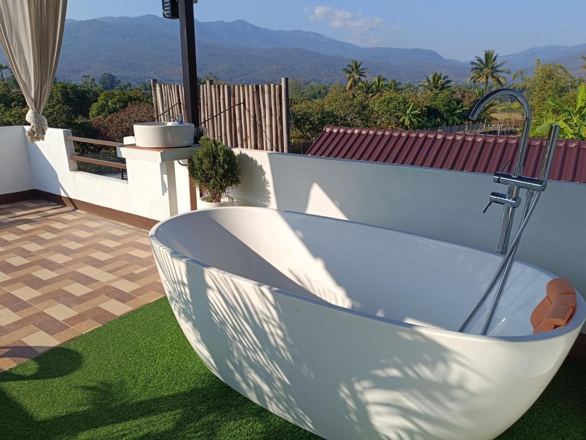 צ'ום טונג ม่วนใจ๋ปันสุข โฮมสเตย์แอนคาเฟ่ Muanjai Punsuk Homestay And Cafe מראה חיצוני תמונה